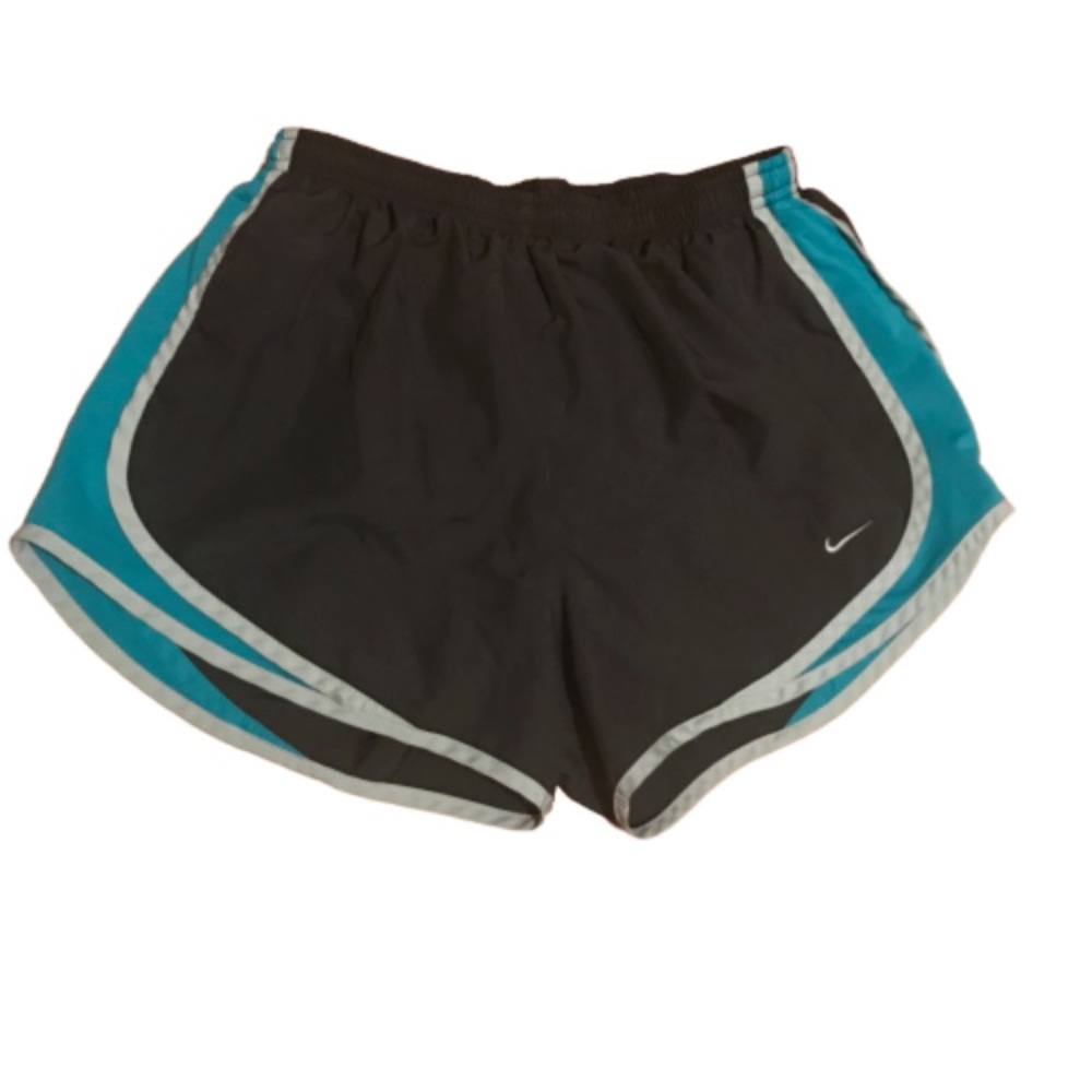 NIKE DRI FIT - SIZE M